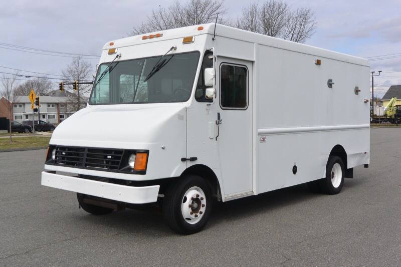 2001 Freightliner MT Cummins Diesel Step Van Delivery for Sale
</span>