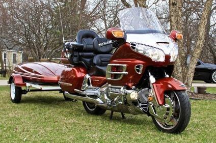 2001 Honda Gold Wing GL1800 Navigation Trailer Helmets Kuryakyn Chrome Accents for Sale
</span>