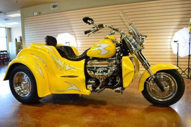 2002 Boss Hoss Trike BHC V-8 Power 18k Miles Clean Title Ready to Ride for Sale
</span>