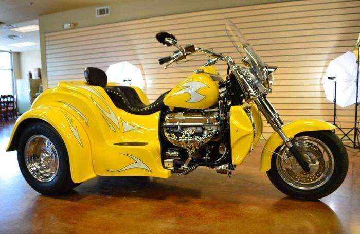 2002 Boss Hoss Trike BHC V-8 Power 18k Miles Clean Title Ready to Ride Now for Sale
</span>