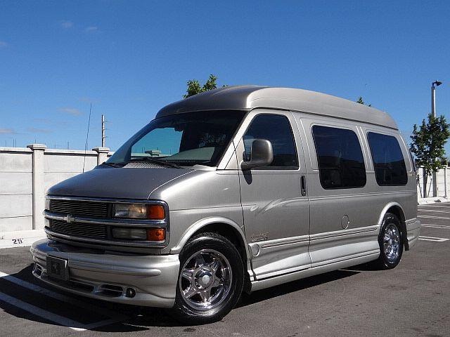 2002 Chevrolet Express Chevy Express 1500 Conversion Van for Sale
</span>