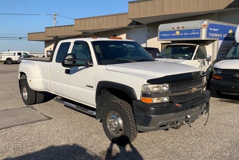 2002 Chevrolet Silverado 3500 LS Ext. Cab 4WD EXTENDED CAB PICKUP 4-DR for Sale