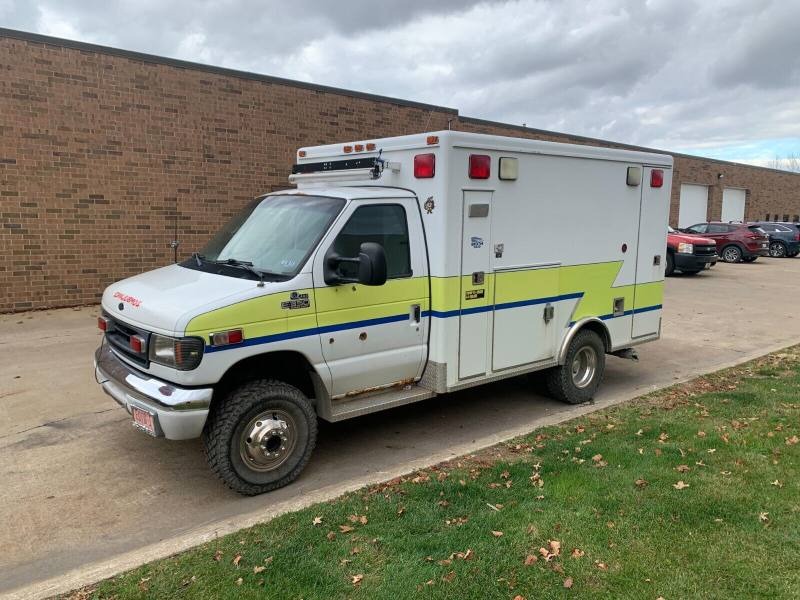 2002 Ford E-Series Van 2002 ford e350 quigley 4x4 conversion for Sale
</span>