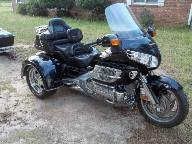 2002 honda gold wing trike for Sale
</span>