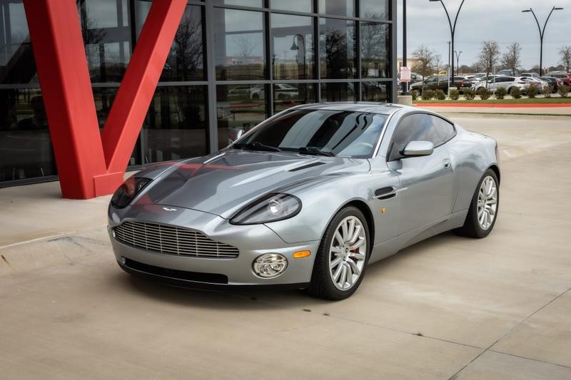 2003 Aston Martin V12 Vanquish Coupe for Sale
</span>
