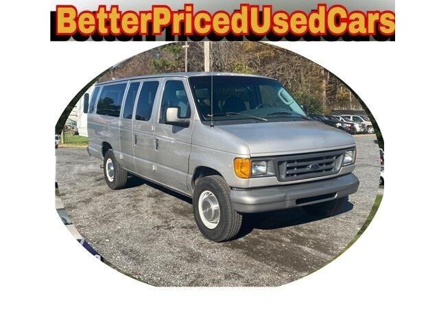 2003 Ford E-Series Van XL 2003 Ford E350 XL - 15 Passenger for Sale
</span>