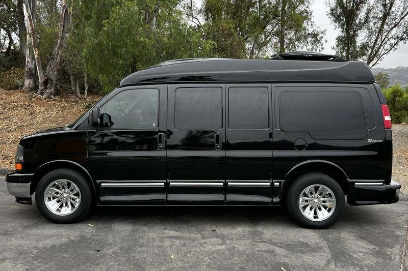 2004 Chevrolet Express Regency Conversion Van Watch for Sale
</span>