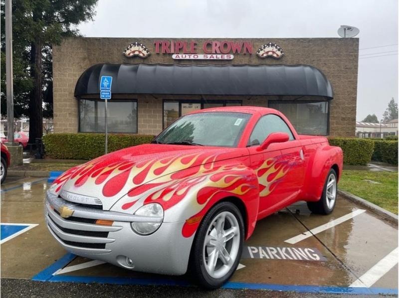 2004 Chevrolet SSR Convertible Pickup 2D for Sale
</span>