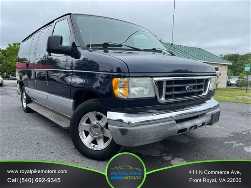 2004 Ford E150 Passenger Chateau Van 3D Passenger for Sale
</span>