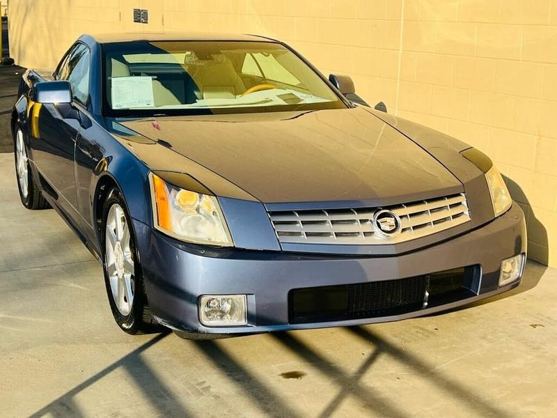 2005 Cadillac XLR RWD for Sale
</span>