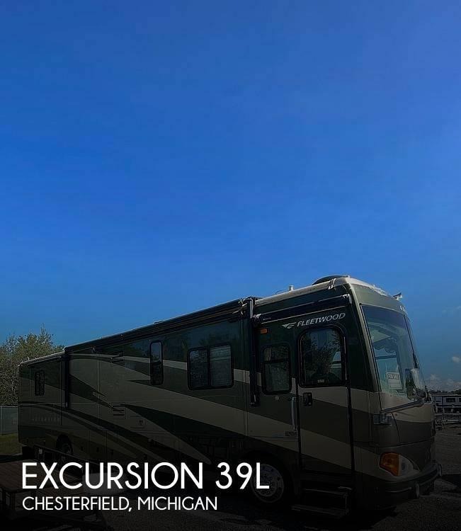 2005 Fleetwood Excursion 39L 39ft for Sale