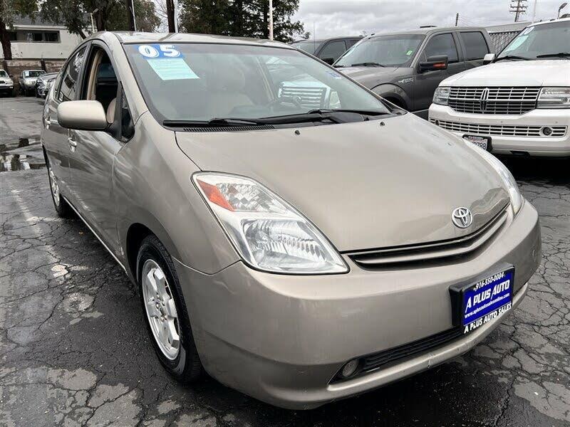 2005 Toyota Prius FWD for Sale
</span>