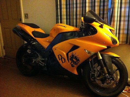 2006 Kawasaki Ninja zx10r for Sale
</span>