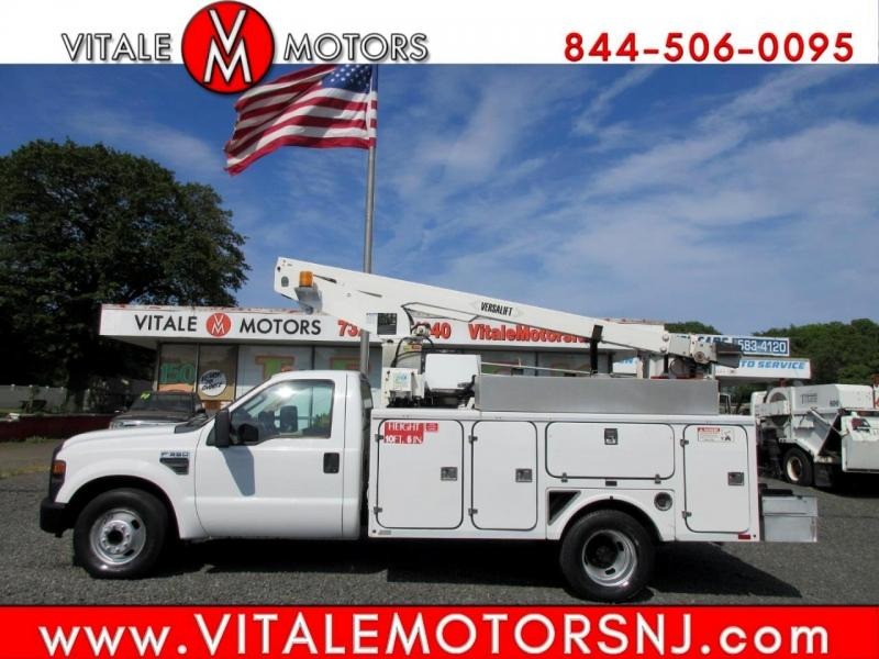 2008 Ford F-350 SD BUCKET TRUCK, VERSALIFT BUCKET TRUCK for Sale