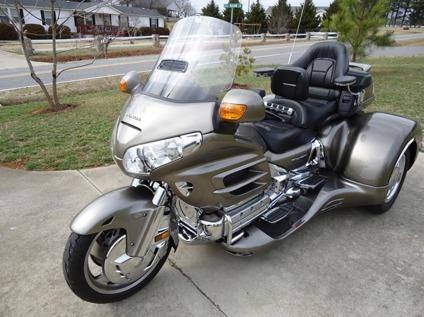 2008 Honda Goldwing GL1800 Trike Side Car for Sale
</span>