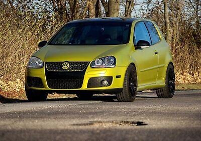 2008 Volkswagen R32 2008 Volkswagen R32 Hatchback Yellow AWD for Sale
</span>