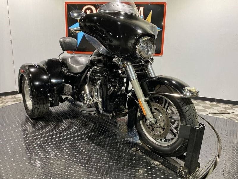 2010 Harley-Davidson FLHxyz - Street Glide Trike Dream for Sale
</span>