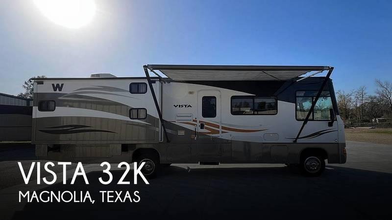 2010 Winnebago Vista 32K 32ft for Sale