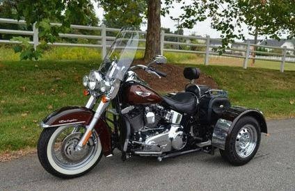 2011 Harley Davidson Deluxe Softail Trike for Sale
</span>