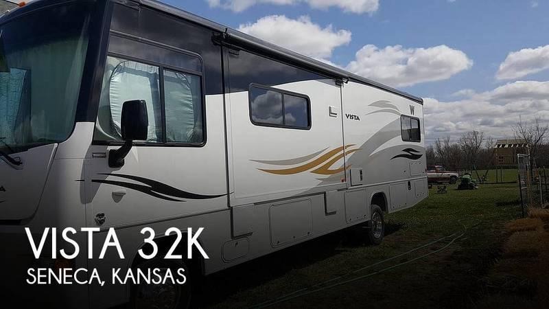 2011 Winnebago Vista 32K 32ft for Sale