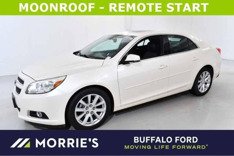 2013 Chevrolet Malibu White, 152K miles for Sale