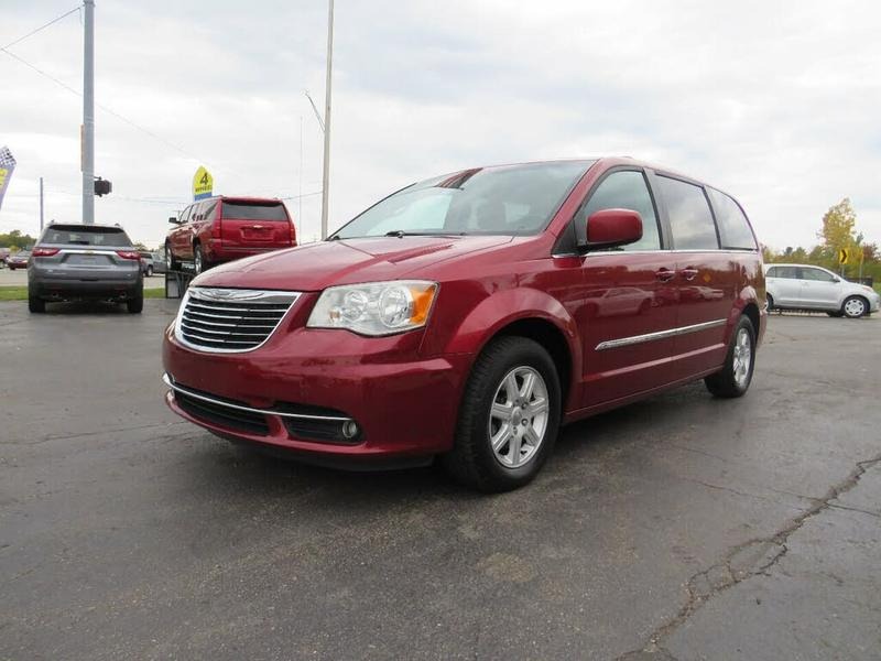 2013 Chrysler Town & Country Touring FWD for Sale
</span>