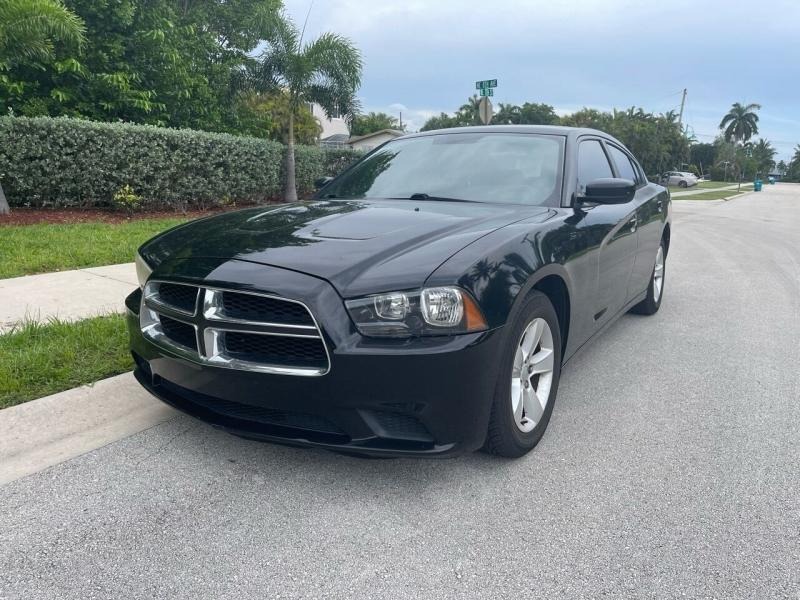 2013 Dodge Charger SE 4dr Sedan for Sale