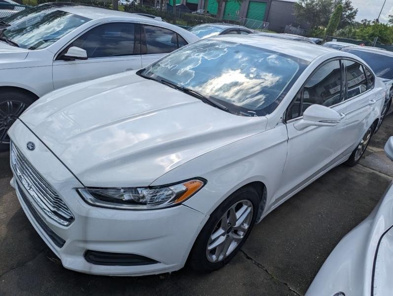 2013 Ford Fusion SE 4dr Sedan for Sale