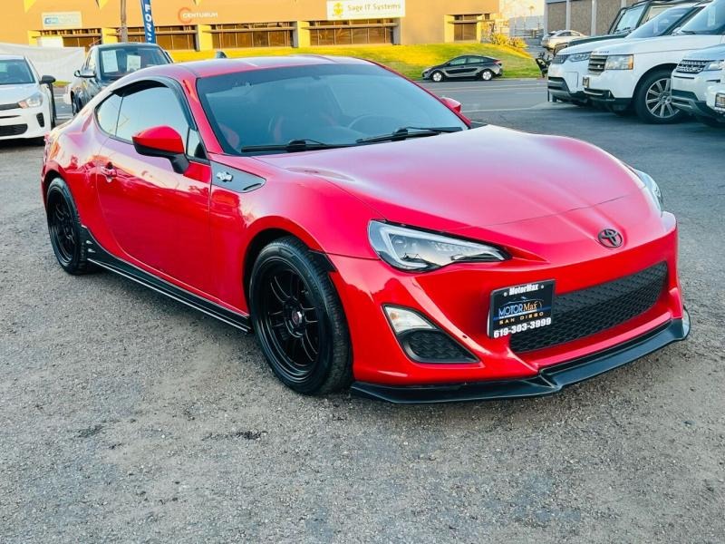 2013 Scion FR-S Base 2dr Coupe 6M for Sale