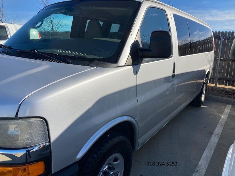 2014 Chevrolet 15 Passenger Van 3500 Express 60k miles Like New for Sale
</span>