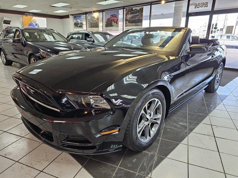 2014 Ford Mustang V6 Premium 2DR CONVERTIBLE for Sale