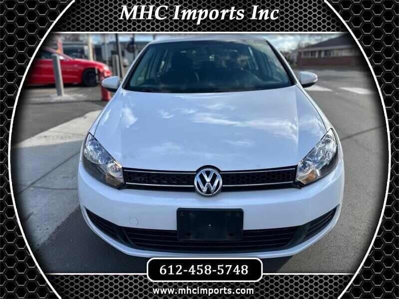 2014 Volkswagen Golf White, 75K miles for Sale