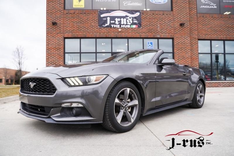 2015 Ford Mustang V6 2dr Convertible for Sale