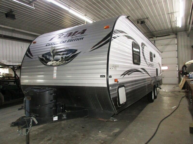 2015 Forest River Puma Canyon Cat 27FQC 27ft for Sale