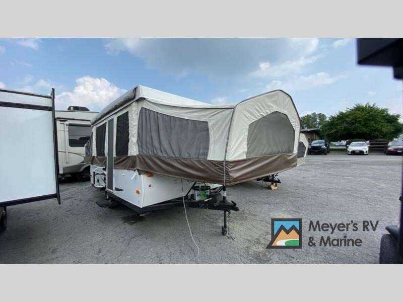 2015 Forest River Rockwood Freedom Series 2318G 23ft for Sale