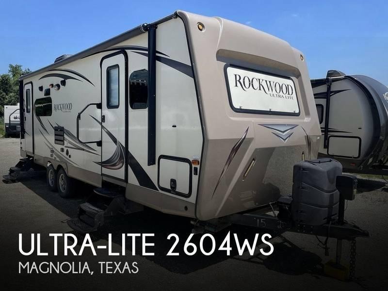 2015 Rockwood Ultra-lite 2604WS 26ft for Sale