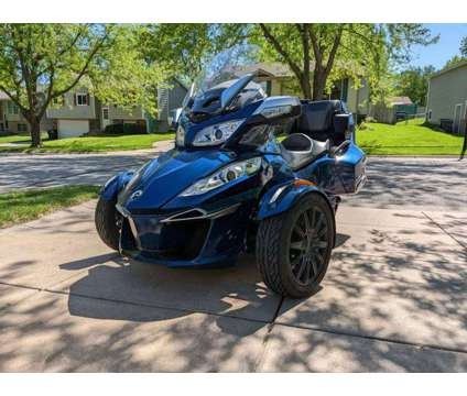 2016 Can-Am Spyder RT-S 6-Speed Semi-Automatic (SE6) To Go Now for Sale
</span>