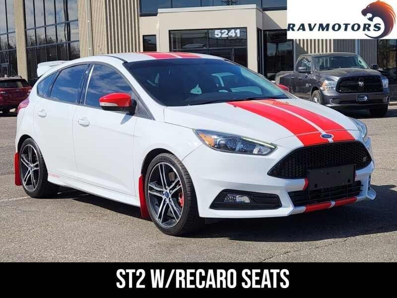 2016 Ford Focus White, 70K miles for Sale