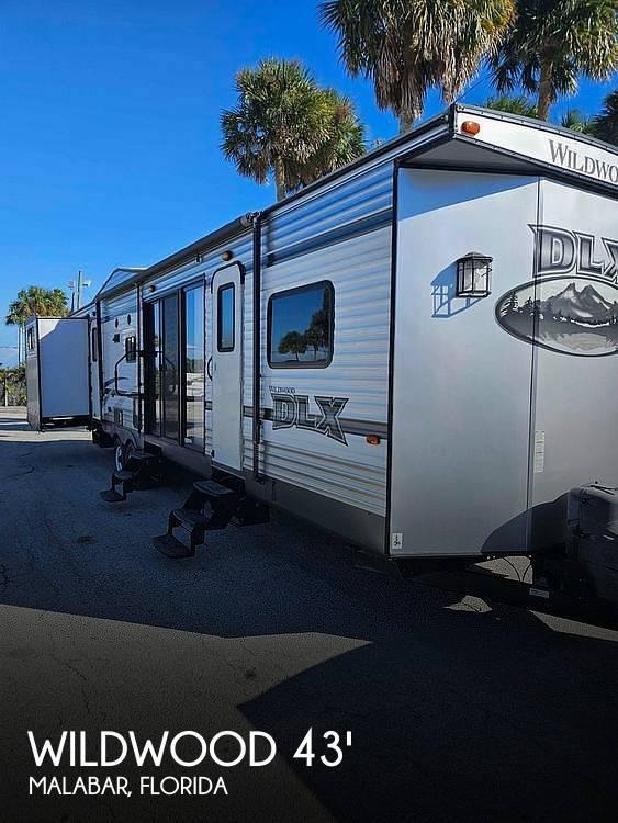 2016 Forest River Wildwood DLX 402 QBQ 43ft for Sale
