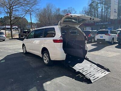 2016 Toyota Sienna handicap wheelchair van rear entry 2016 for Sale
</span>