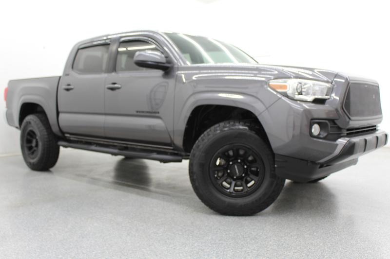 2016 Toyota Tacoma Gray, 64K miles for Sale