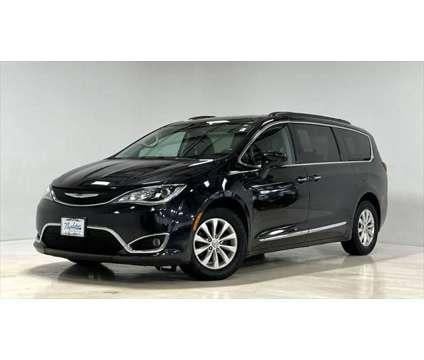 2017 Chrysler Pacifica Touring-L for Sale