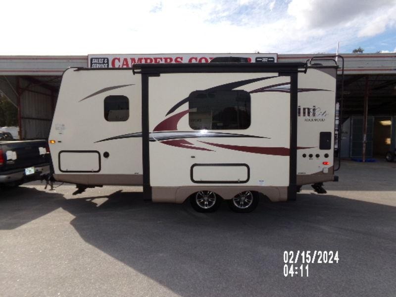 2017 Forest River Rockwood Mini Lite 2104S 21ft for Sale