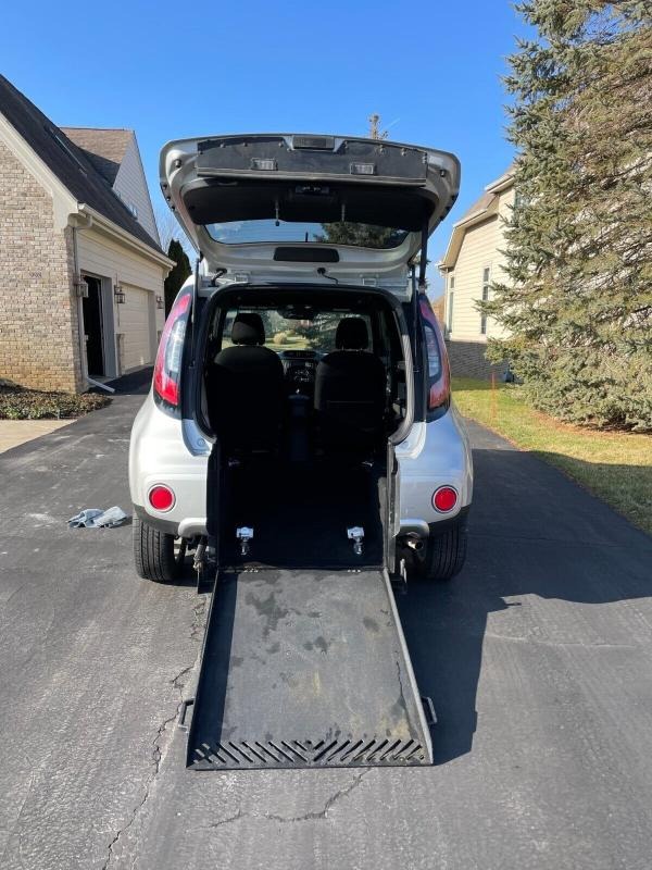 2017 Kia Soul Handicap Van Wheelchair Accessible Conversion for Sale
</span>