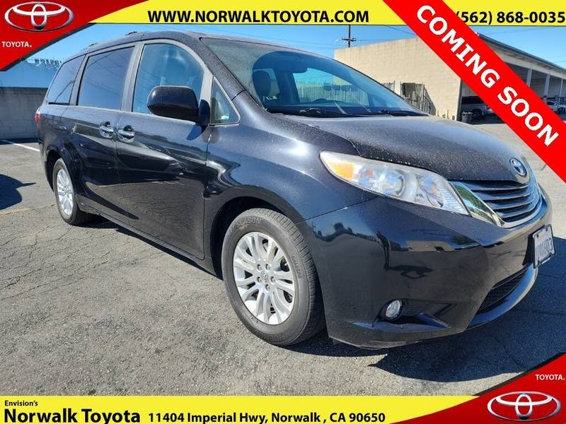 2017 Toyota Sienna XLE 8-Passenger FWD for Sale
</span>