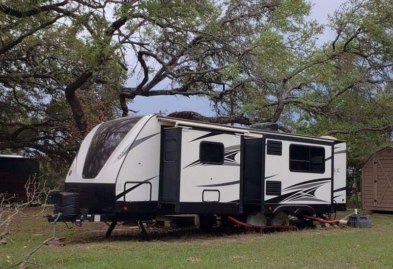 2018 Dutchmen Kodiak Ultimate 2711BS 32ft for Sale