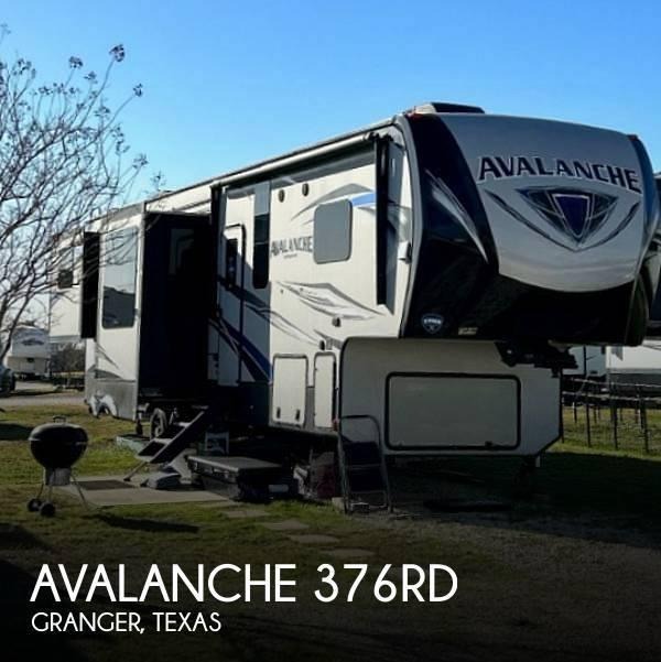 2018 Keystone Avalanche 376RD 37ft for Sale
