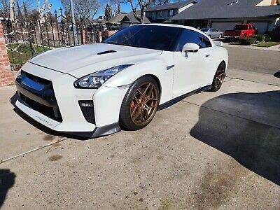 2018 Nissan GT-R PURE 2018 Nissan GT-R Coupe White AWD for Sale
</span>