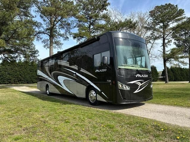 2018 Thor Motor Coach Palazzo 36.3 for Sale