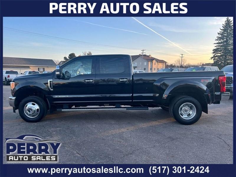 2019 FORD F350 SUPER DUTY LARIAT Truck for Sale